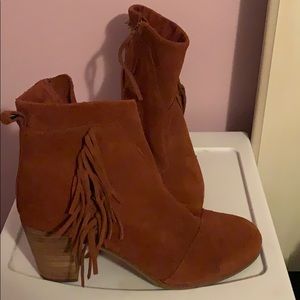 Toms fringe boot size 9 3 inch heel